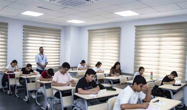 Mersin’de LGS’ye hazırlanan öğrencilere prova sınavı yapıldı