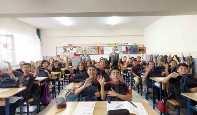 Milli Eğitim Bakanı Tekin’e ilkokul öğrencilerinden mektup