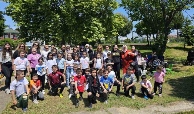 Öğrenciler, ’Anneler Günü Pikniği’ etkinliğinde bir araya geldi