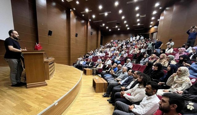 Op. Dr. Kamacı Gazze’deki vahşeti öğrencilere anlattı