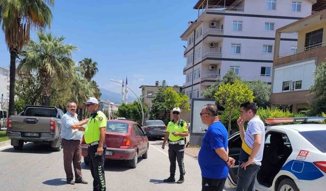 Otomobilin çarptığı 7 yaşındaki ilkokul öğrencisi yaralandı