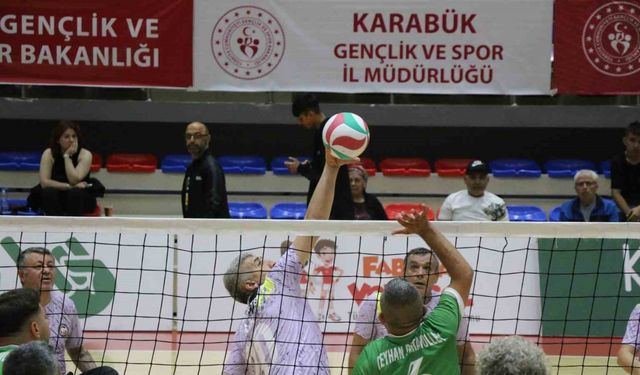 Oturarak Voleybol Süper Lig 1. Etap mücadeleleri Karabük’te sona erdi