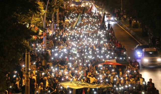 Refah’taki katliam Diyarbakır’da binlerce kişi tarafından protesto edildi