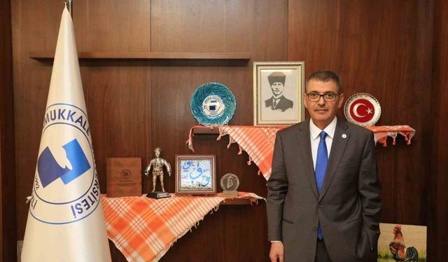 Rektör Kutluhan: “Ülkemiz, genç beyinlerimizin inancı ile geleceğe koşmaktadır”