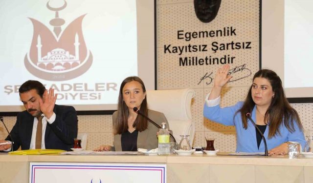 Şehzadeler Belediye meclisi Başkan Durbay’a borçlanma yetkisi verdi