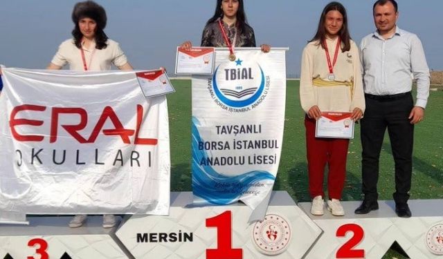 Tavşanlı Borsa İstanbul Anadolu Lisesi, Okul Sporları Geleneksel Türk Okçuluğu Türkiye Birinciliği’nde şampiyon oldu