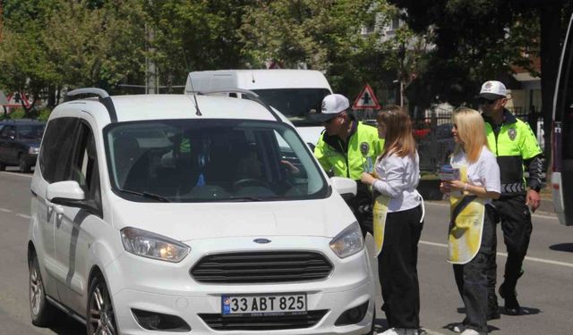 Trafik Haftası’nda sürücüler bilgilendirildi