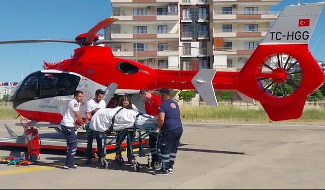 Trafik kazasında yaralanan vatandaş ambulans helikopterle hastaneye nakledildi