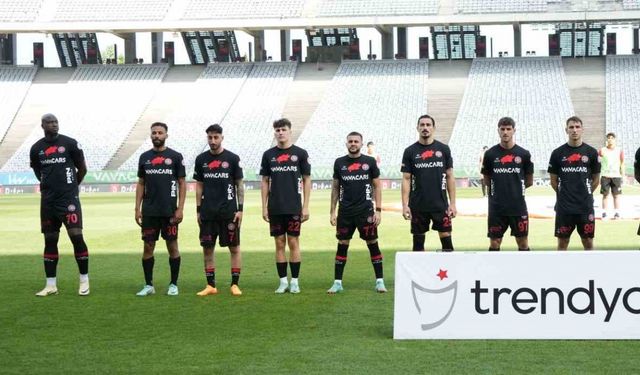 Trendyol Süper Lig: Fatih Karagümrük: 1 - Samsunspor: 0 (İlk yarı)