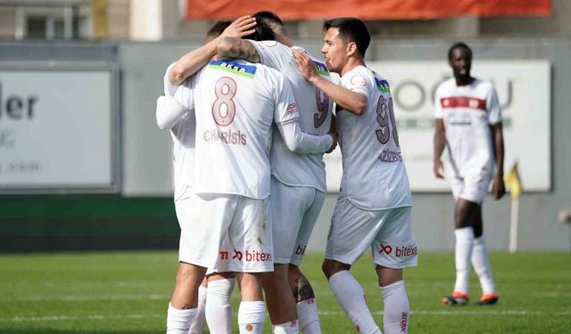 Trendyol Süper Lig: İstanbulspor: 0 - Sivasspor: 2 (İlk yarı)