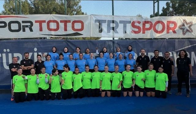 Türkiye Kadın Hokey Milli Takımları antrenörlüğüne, Serkan Şen getirildi