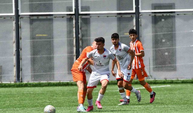 U18 Türkiye Şampiyonası: Niğde Belediyespor: 4 - Adana 1954 FK: 3