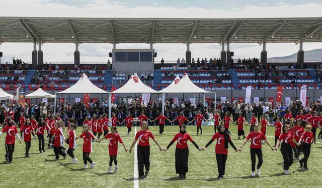 Van’da 19 Mayıs coşkusu