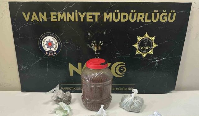 Van’da 53 kilo uyuşturucu ele geçirildi