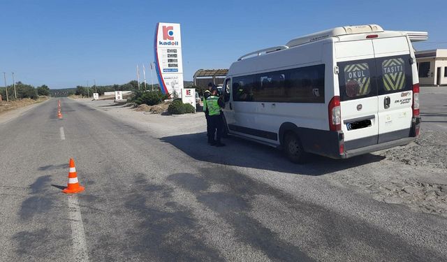 Balıkesir'de yük ve yolcu taşıyan araçlar denetlendi