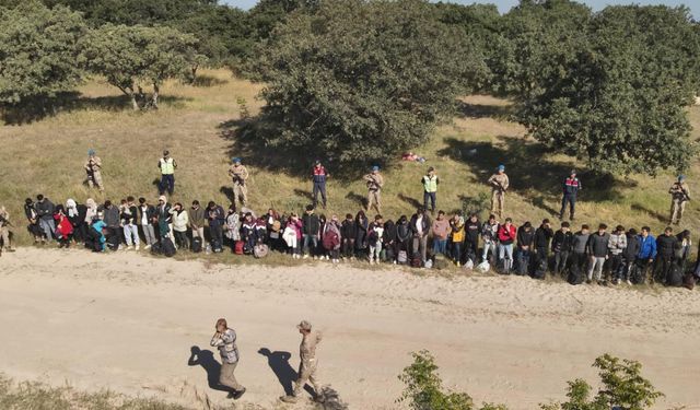 Edirne'de jandarmanın denetiminde 69 düzensiz göçmen yakalandı