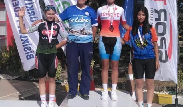 Geliboluspor, Türkiye Bisiklet Yol Şampiyonası'nda Türkiye 2'ncisi oldu