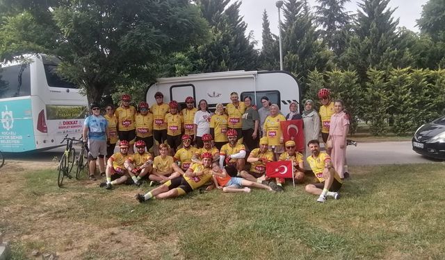 Kocaeli'den yola çıkan bisikletliler, çölyak farkındalığı için Ankara'ya pedal çeviriyor