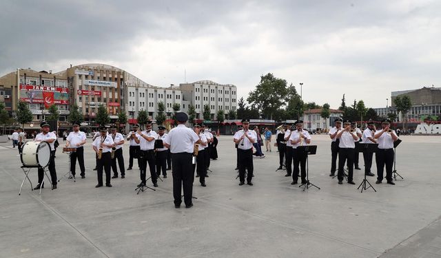 Sakarya Büyükşehir Belediyesi Kent Orkestrası konserleri başladı