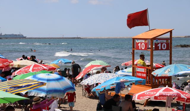 Sakarya'da cankurtaranlar Kurban Bayramı sürecince sahilleri güvenli tuttu
