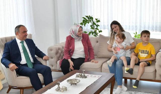 Tekirdağ Valisi Soytürk, şehit ailelerini ziyaret etti