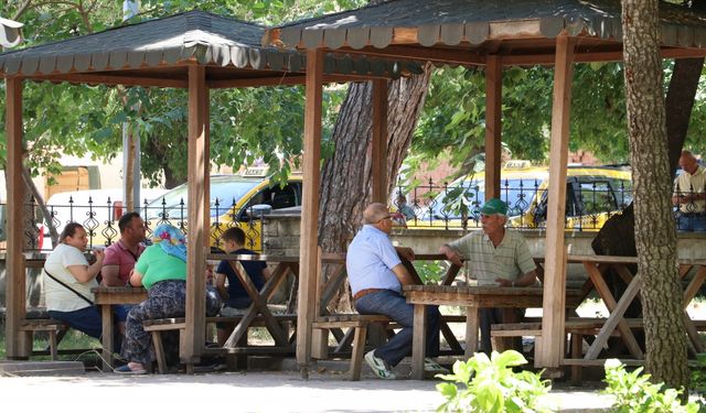 Trakya'da sıcak hava etkisini sürdürdü