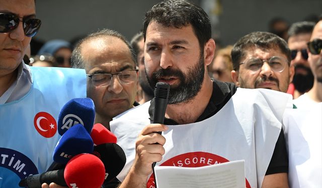 Ümraniye'de öğretmenlerin darbedilmesi eğitim sendikalarınca protesto edildi