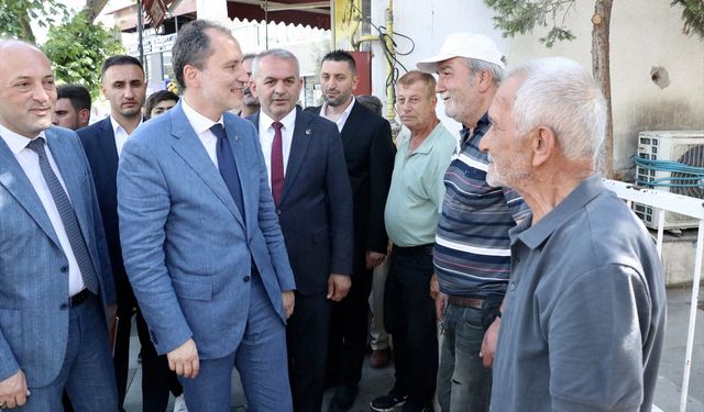 Yeniden Refah Partisi Genel Başkanı Erbakan, Sakarya'da ziyaretlerde bulundu