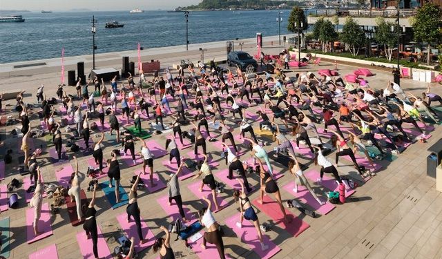 Galataport İstanbul'da 'Rıhtımda Yoga' ile ikinci buluşma