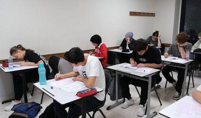 İzmit'te Çınar Akademi'de yeni dönem hazırlığı
