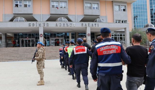 Jandarma terörle mücadelede 16 kişiyi yakaladı!
