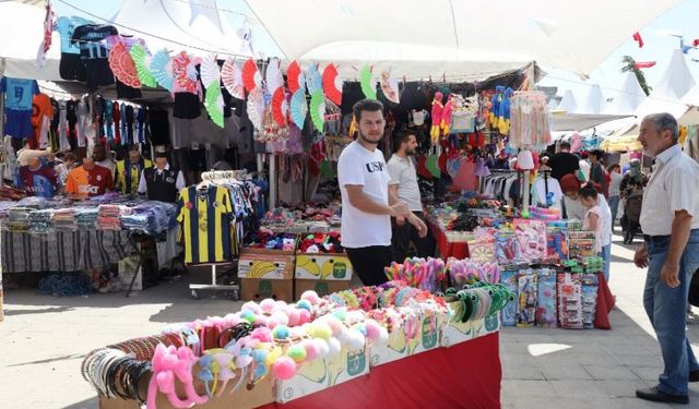 Kocaaeli'de Alışveriş Festivali esnafla vatandaşın yüzünü güldürdü