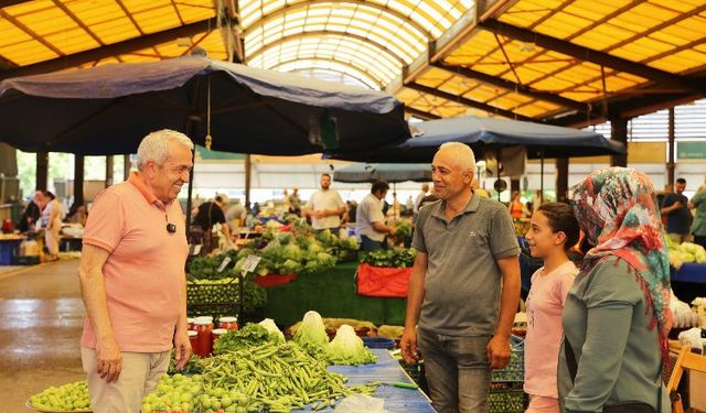 Nilüfer'de hem çiftçiye hem de vatandaşa kazandıran pazar