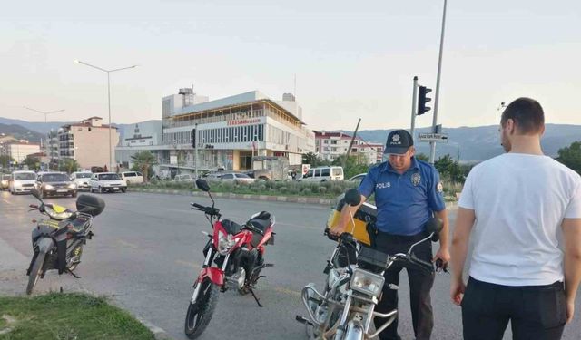 5 motosiklet trafikten men edildi, binlerce lira para cezası kesildi