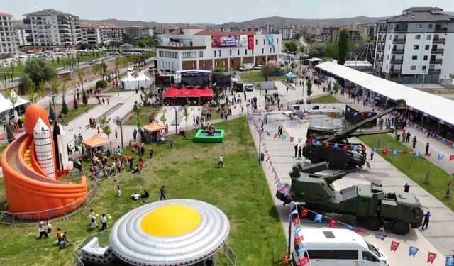 Aksaray’da Bilim Festivali coşkuyla başladı