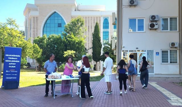 ALKÜ’de final haftasında öğrencilere çorba ikramı