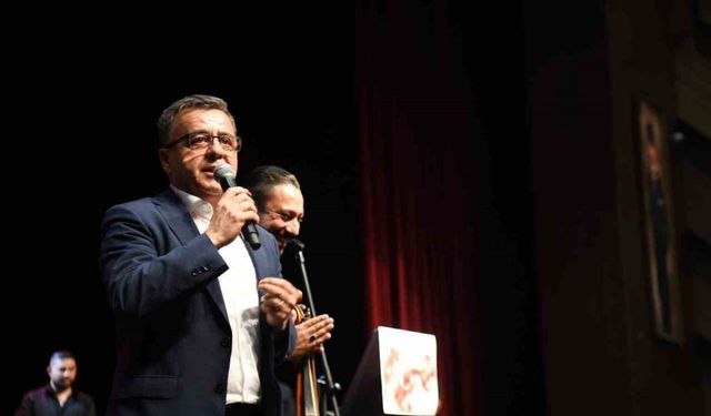 Altıeylül Alaturka Türk Müziği Topluluğu, büyük beğeni topladı