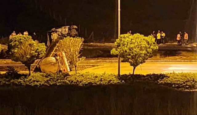 Ankara’da zeytinyağı yüklü tanker kaza yaptı