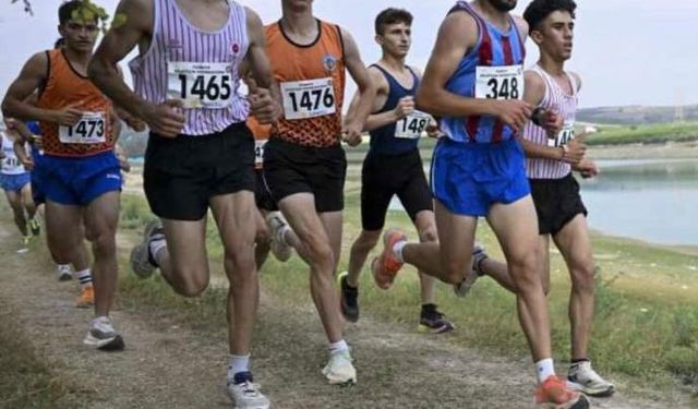 Atletizm il karması yarışından Elazığ’a derece
