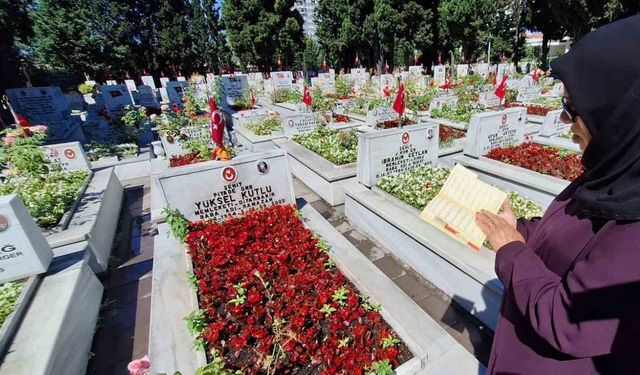 Babalar Günü’nde şehit mezarlığına gelenler bayrama buruk girdiler