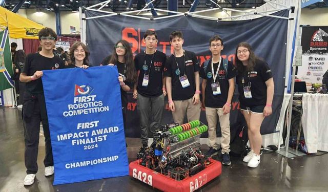 Bahçeşehir Koleji robotik takımı, ABD’de dünyanın en iyi altı takımından biri oldu