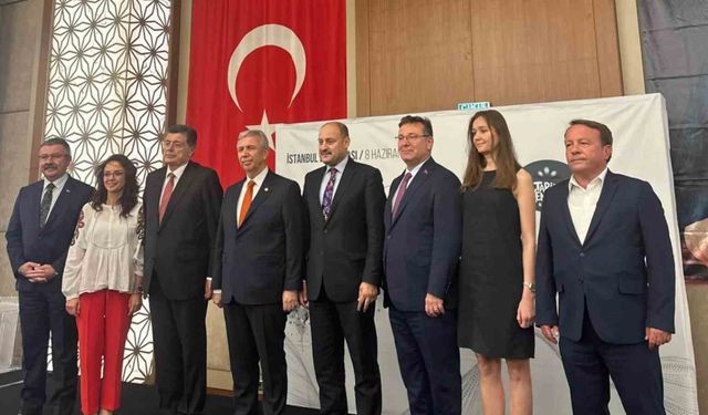 Başkan Murat Orhan Tarihi Kentler Birliği Encümen üyesi seçildi