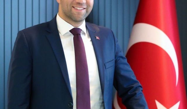 Başkan Özdemir: "Türk Kızılay hem savaşta hem barışta yardıma koşmaya devam ediyor"