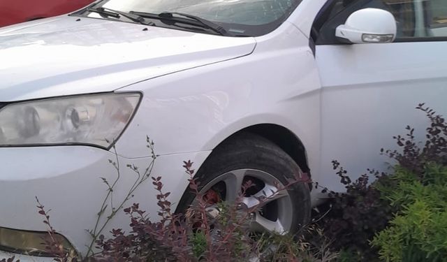 Başkent’te ehliyetsiz sürücünün çarptığı yaya yaralandı