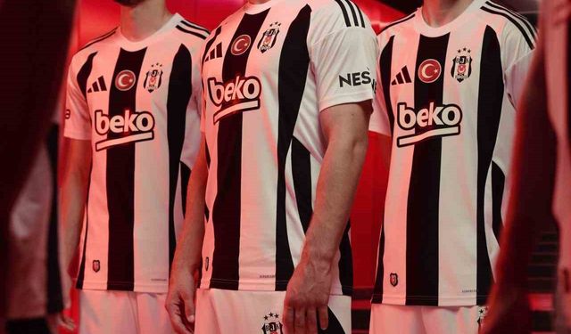 Beşiktaş, yeni sezonda giyeceği iç saha formasını açıkladı