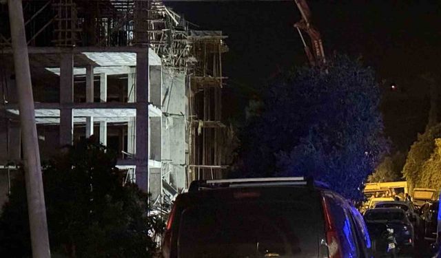 Beton dökerken 4’üncü kattan düşen inşaat işçisi ağır yaralandı