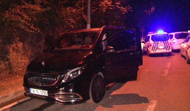 Beykoz’da aracın içinde boğazını kesmeye çalışan şahıs hastaneye kaldırıldı