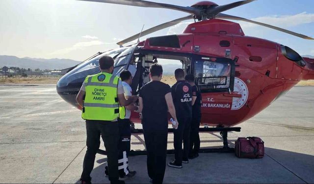 Bingöl’de yaşlı adam için ambulans helikopter havalandı