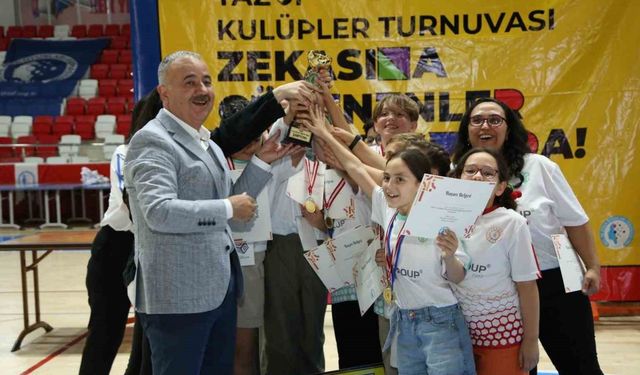 Bozüyük Zeka Kulübü Türkiye 1’inci oldu