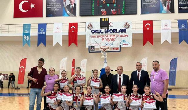 Canik, basketbolda Türkiye şampiyonu oldu